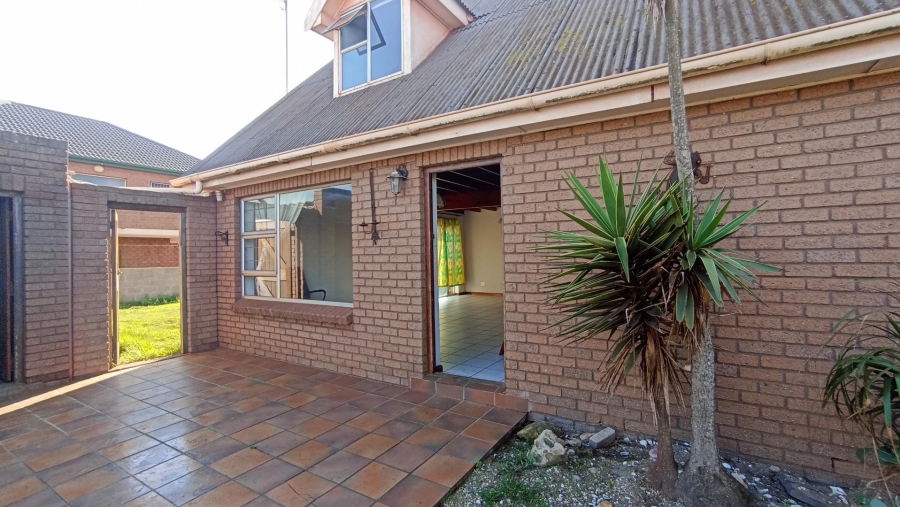 3 Bedroom Property for Sale in Bluewater Bay Western Cape